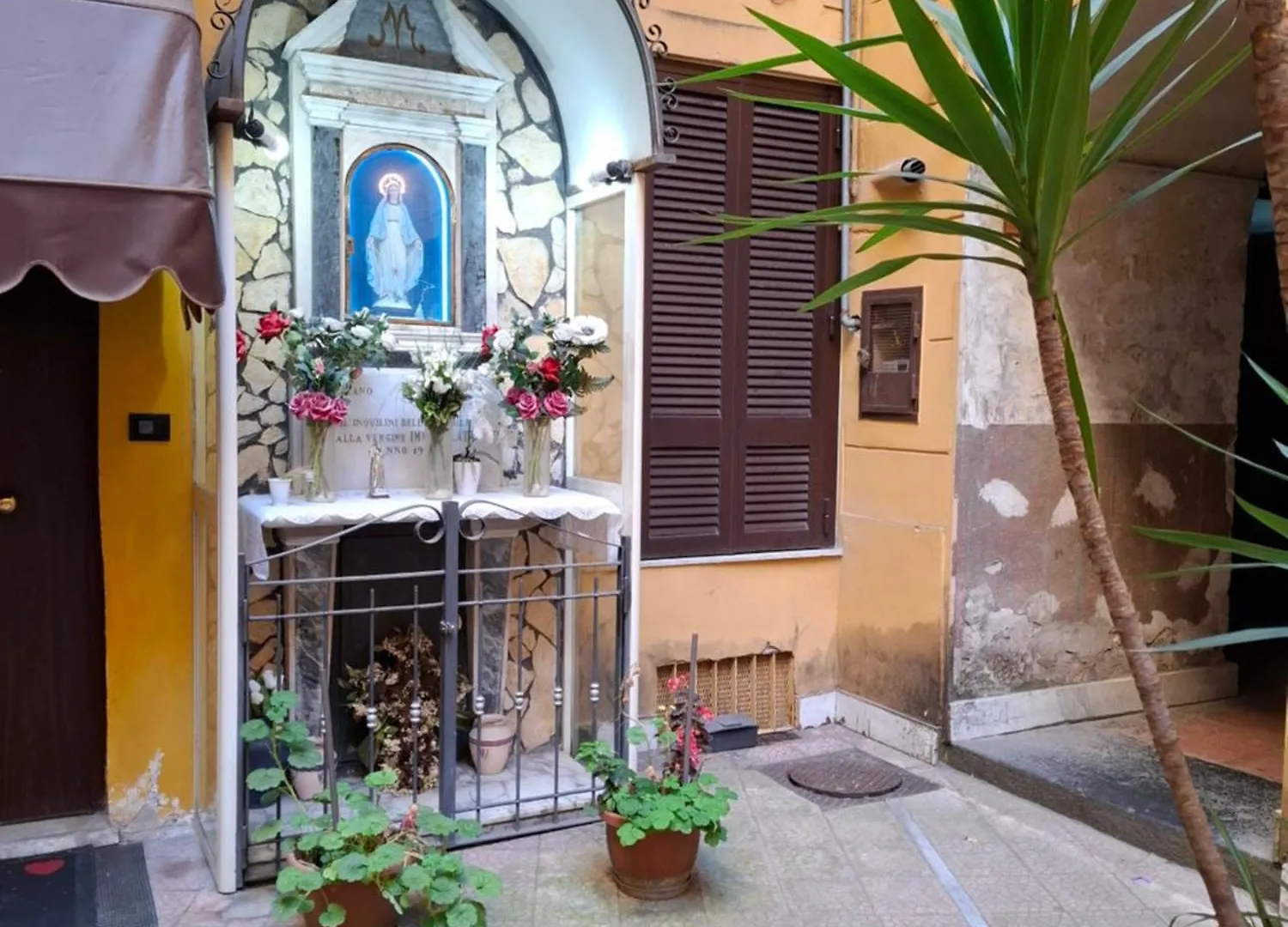 Appartamento Don Carlo City Center Apt Napoli Italia